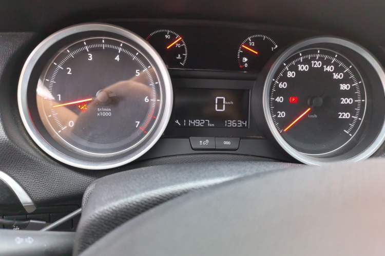 Used Peugeot 408 2014 1.8L Manual Leading Edition Odometer Close Up