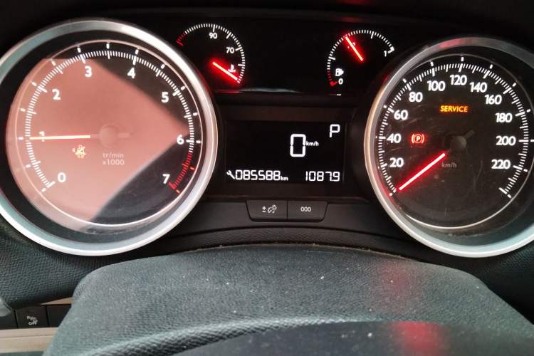 Used Peugeot 408 2014 1.8L Automatic Luxury Edition Odometer Close Up