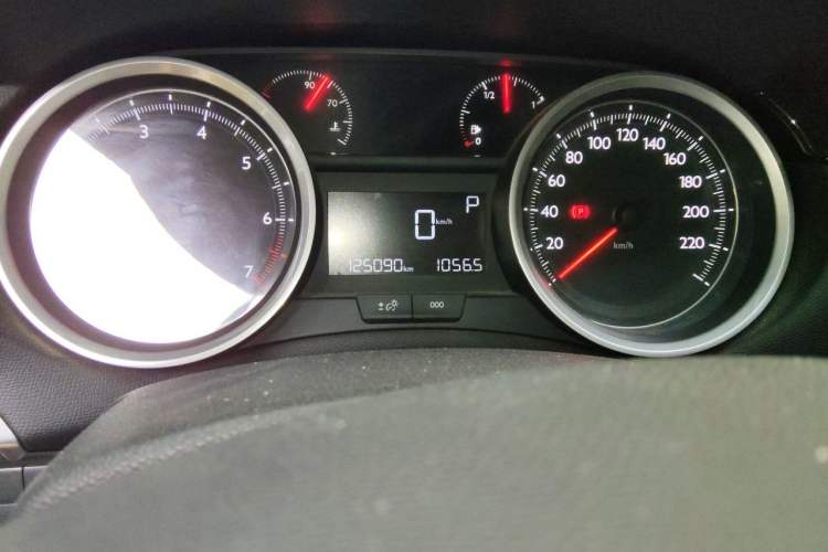 Used Peugeot 408 2014 1.8L Automatic Luxury Edition Odometer Close Up