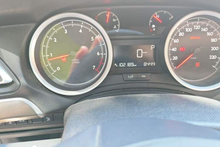 Used Peugeot 408 2014 1.8L Automatic Luxury Edition Odometer Close Up