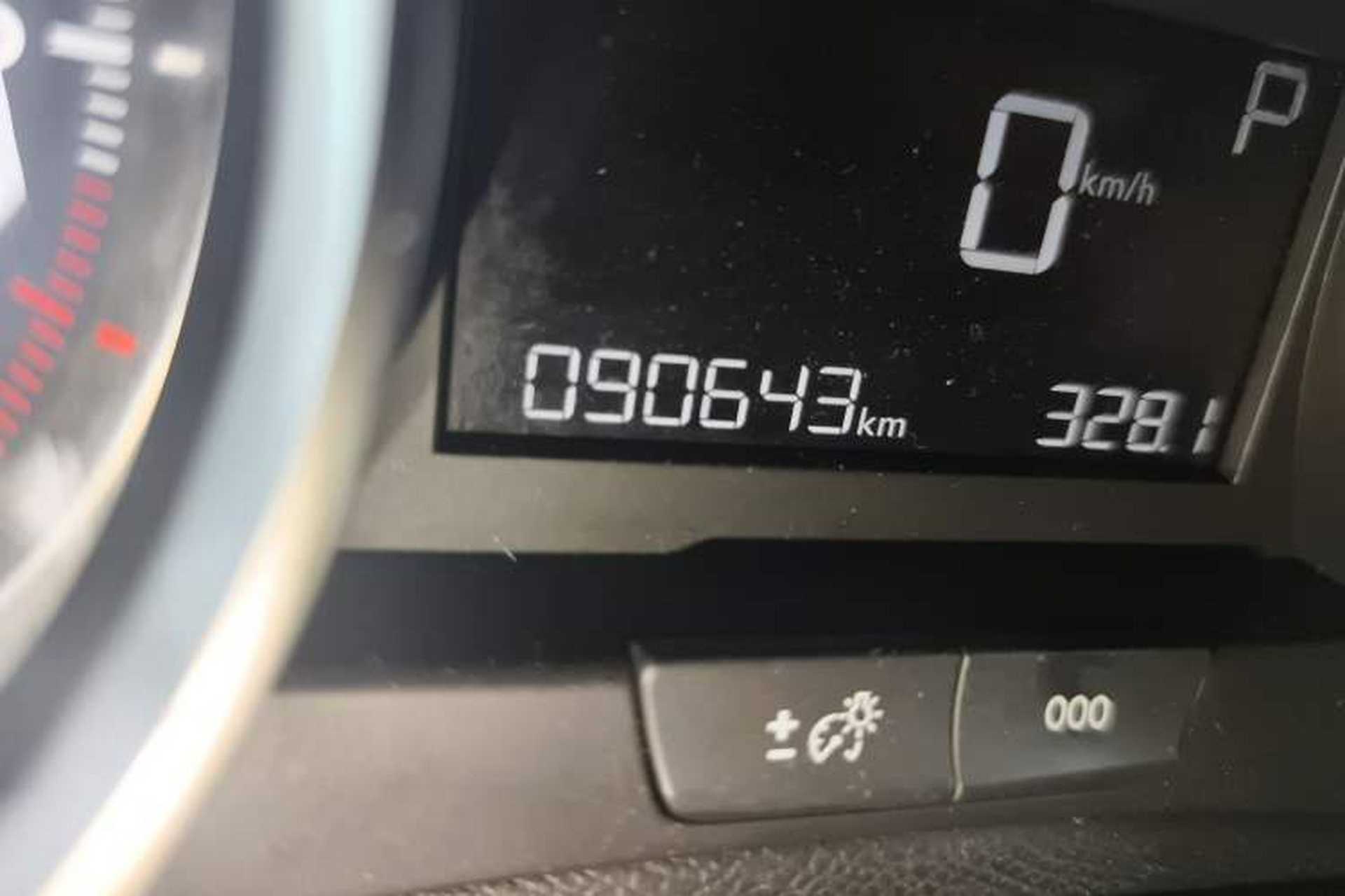 Used Peugeot 408 2014 1.8L Automatic Luxury Edition Odometer Close Up