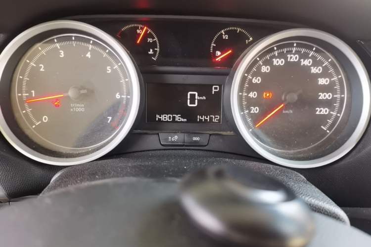Used Peugeot 408 2014 1.8L Automatic Luxury Edition Odometer Close Up