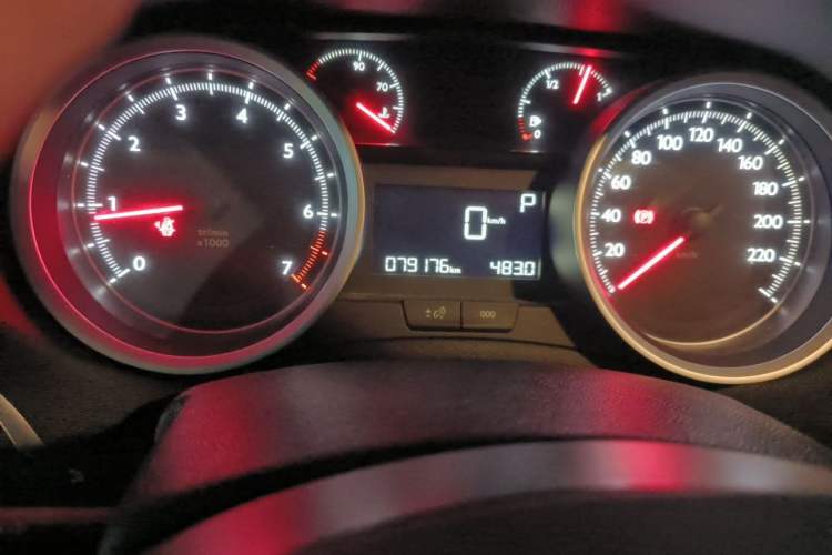 Used Peugeot 408 2014 1.8L Automatic Luxury Edition Odometer Close Up