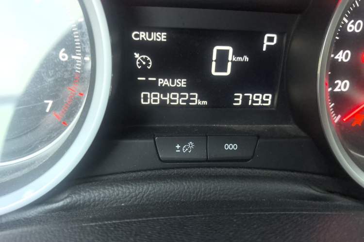 Used Peugeot 408 2014 1.8L Automatic Luxury Edition Odometer Close Up