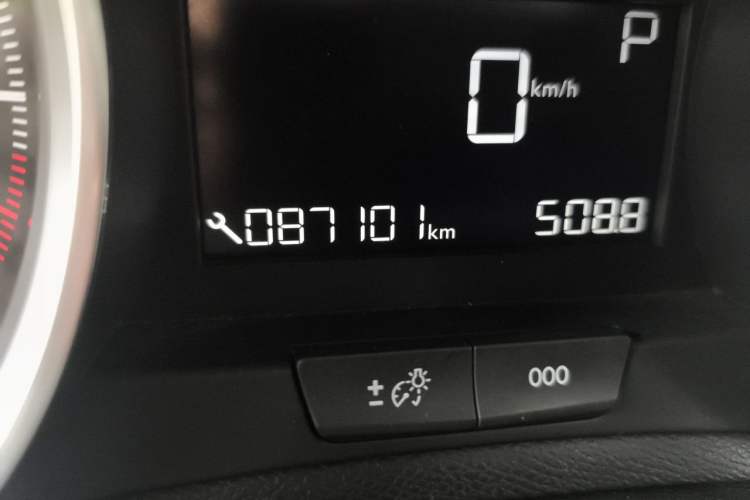 Used Peugeot 408 2014 1.8L Automatic Luxury Edition Odometer Close Up