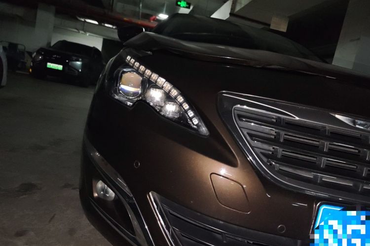Used Peugeot 408 2014 1.6T Automatic Supreme Edition Right Front Headlight