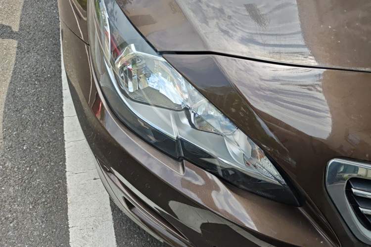 Used Peugeot 408 2014 1.8L Automatic Luxury Edition Right Front Headlight
