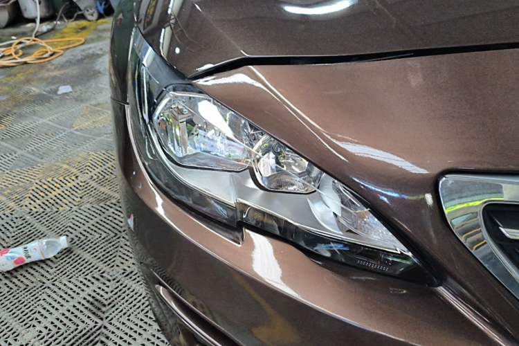 Used Peugeot 408 2014 1.8L Automatic Luxury Edition Right Front Headlight