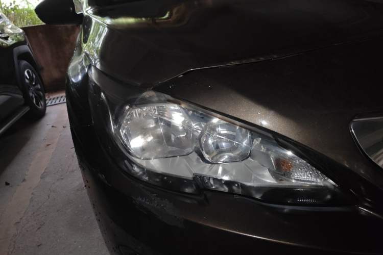 Used Peugeot 408 2014 1.8L Manual Leading Edition Right Front Headlight