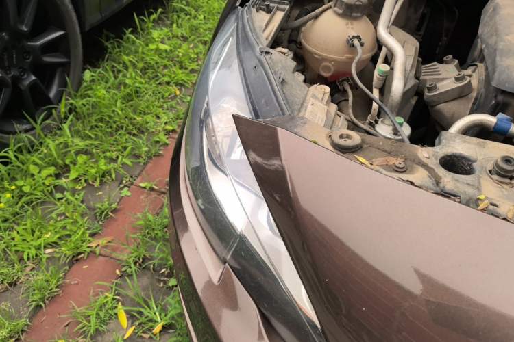 Used Peugeot 408 2014 1.8L Manual Leading Edition Right Front Headlight