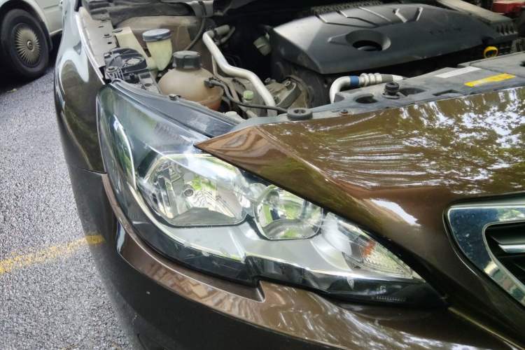 Used Peugeot 408 2014 1.8L Automatic Luxury Edition Right Front Headlight