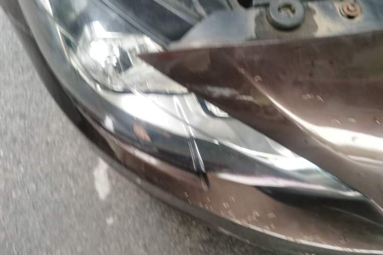 Used Peugeot 408 2014 1.8L Automatic Luxury Edition Right Front Headlight