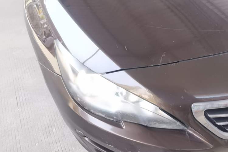 Used Peugeot 408 2014 1.8L Automatic Luxury Edition Right Front Headlight