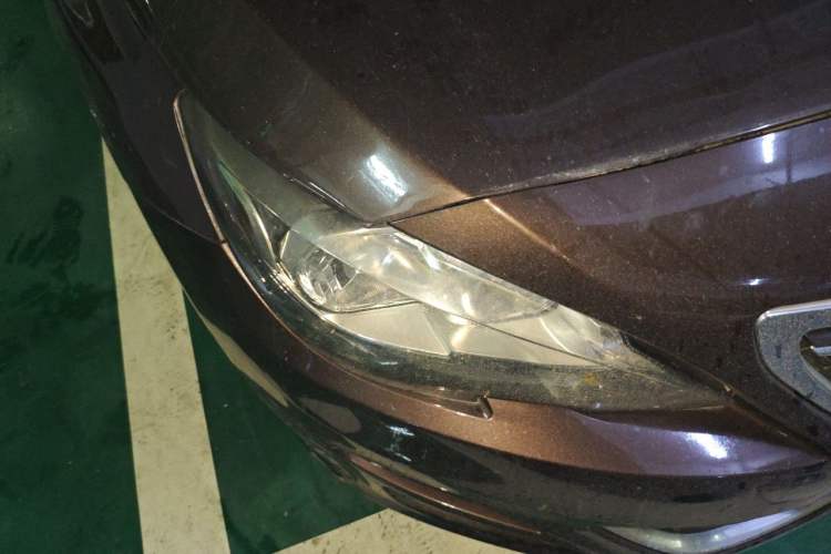 Used Peugeot 408 2014 1.8L Automatic Luxury Edition Right Front Headlight