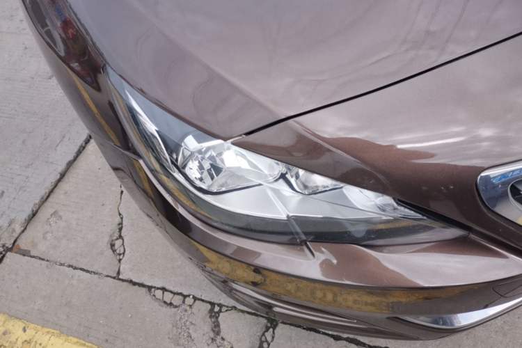 Used Peugeot 408 2014 1.8L Automatic Luxury Edition Right Front Headlight