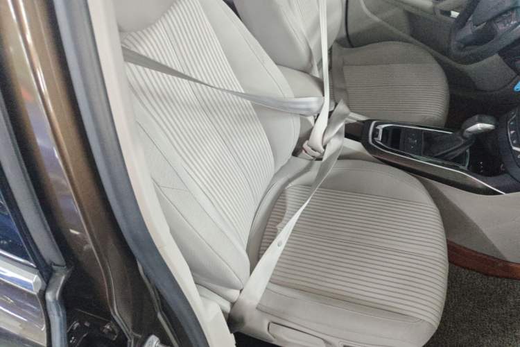 Used Peugeot 408 2014 1.8L Automatic Luxury Edition Right Front Seat
