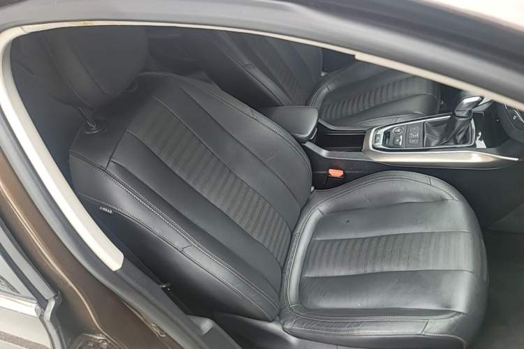 Used Peugeot 408 2014 1.6T Automatic Supreme Edition Right Front Seat