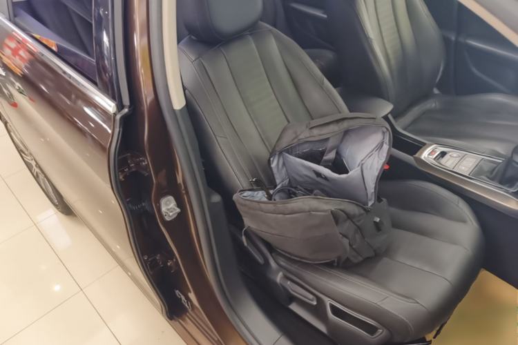 Used Peugeot 408 2014 1.6T Automatic Prestige Edition Right Front Seat