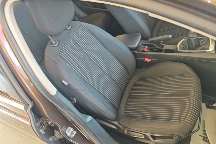 Used Peugeot 408 2014 1.8L Manual Leading Edition Right Front Seat