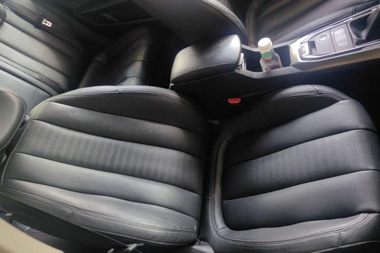 Used Peugeot 408 2014 1.6T Automatic Prestige Edition Right Front Seat