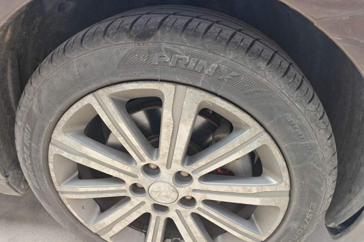 Used Peugeot 408 2014 1.6T Automatic Prestige Edition Right Front Wheel Hub