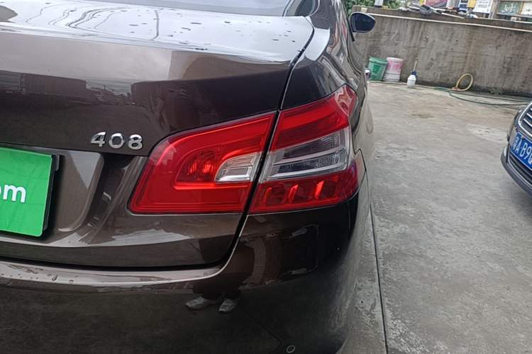 Used Peugeot 408 2014 1.8L Automatic Leading Edition Right Rear Taillight