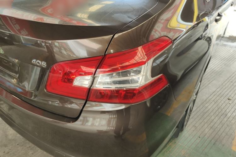 Used Peugeot 408 2014 1.8L Automatic Luxury Edition Right Rear Taillight