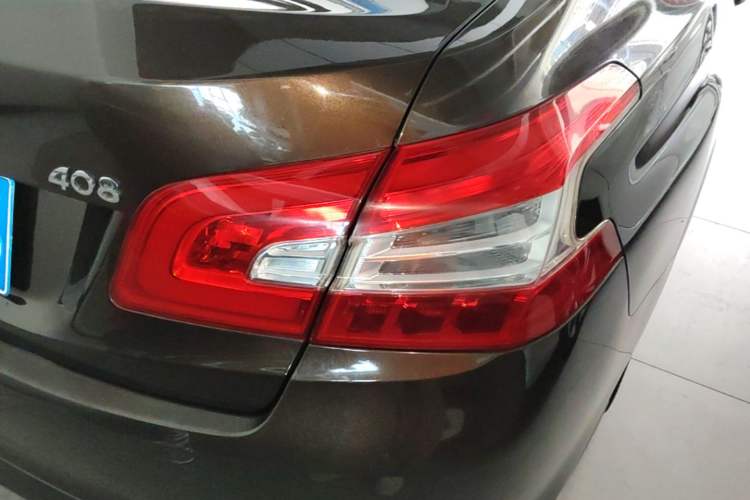 Used Peugeot 408 2014 1.8L Automatic Luxury Edition Right Rear Taillight