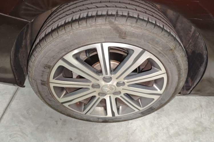 Used Peugeot 408 2014 1.8L Automatic Luxury Edition Right Rear Wheel Hub
