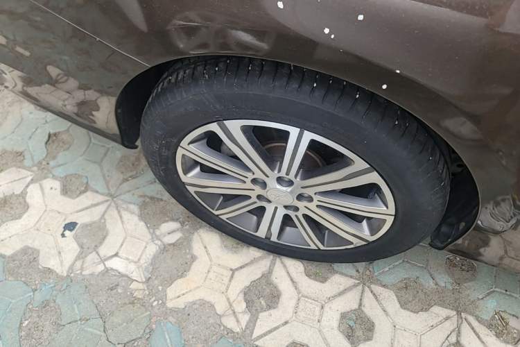 Used Peugeot 408 2014 1.6T Automatic Supreme Edition Right Rear Wheel Hub