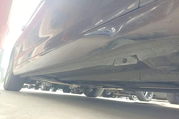 Used Peugeot 408 2014 1.8L Automatic Leading Edition Right Side Sill
