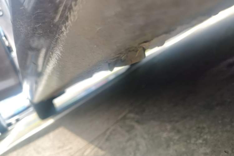 Used Peugeot 408 2014 1.8L Automatic Luxury Edition Right Side Sill