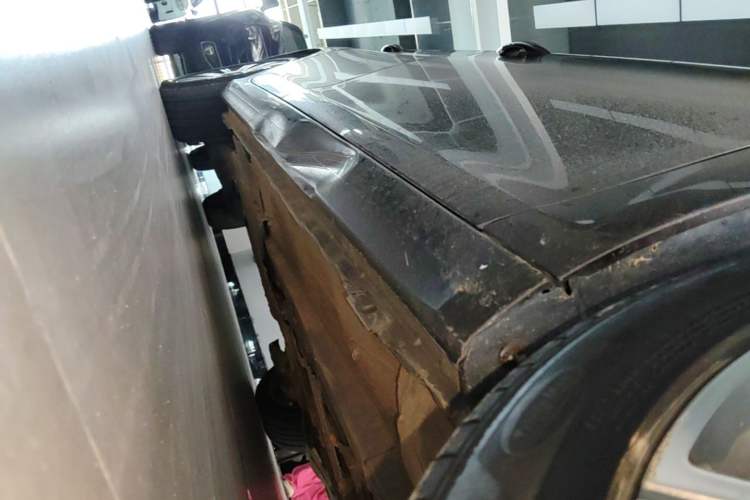 Used Peugeot 408 2014 1.8L Automatic Luxury Edition Right Side Sill