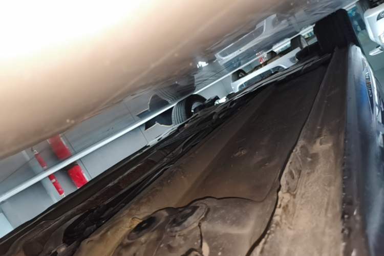 Used Peugeot 408 2014 1.8L Automatic Luxury Edition Right Side Sill