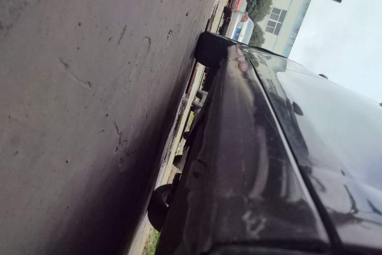 Used Peugeot 408 2014 1.8L Automatic Luxury Edition Right Side Sill