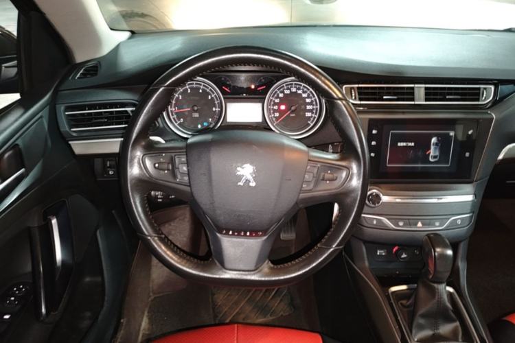 Used Peugeot 408 2014 1.8L Automatic Luxury Edition Steering Wheel