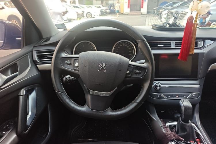Used Peugeot 408 2014 1.8L Automatic Luxury Edition Steering Wheel