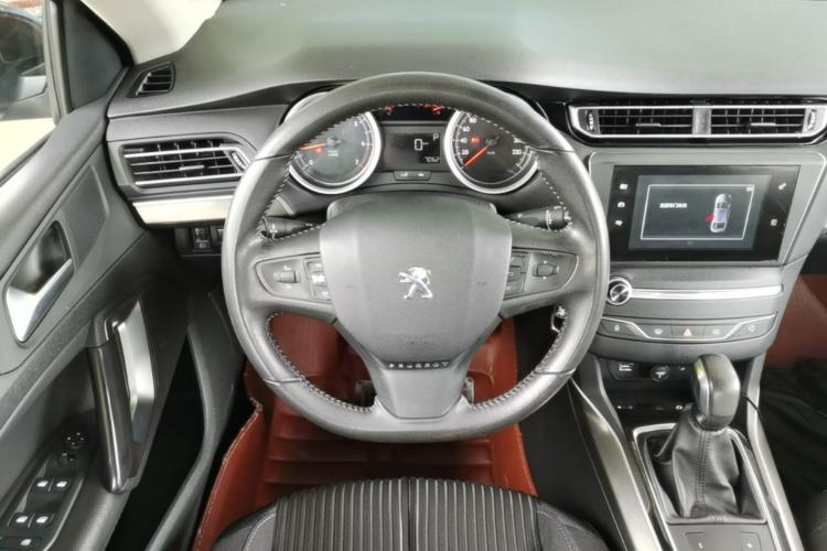 Used Peugeot 408 2014 1.8L Automatic Luxury Edition Steering Wheel