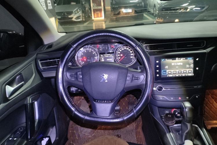 Used Peugeot 408 2014 1.6T Automatic Prestige Edition Steering Wheel