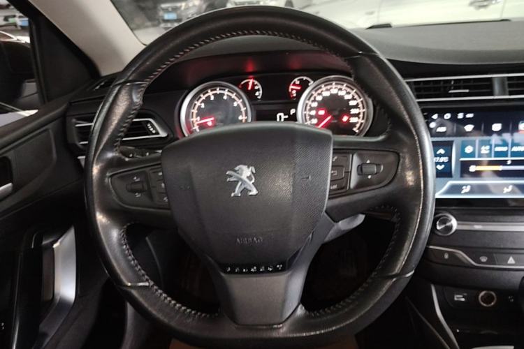Used Peugeot 408 2014 1.8L Automatic Luxury Edition Steering Wheel