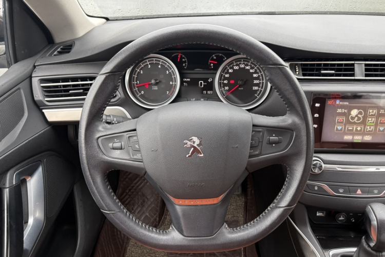 Used Peugeot 408 2014 1.8L Automatic Luxury Edition Steering Wheel