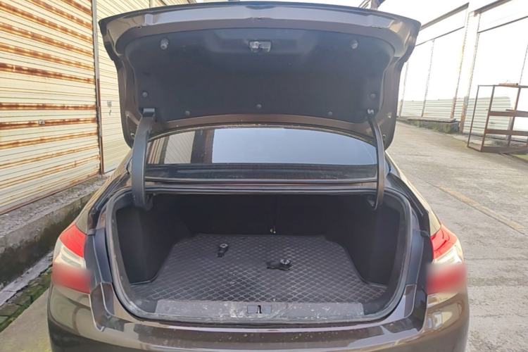 Used Peugeot 408 2014 1.8L Automatic Luxury Edition Trunk