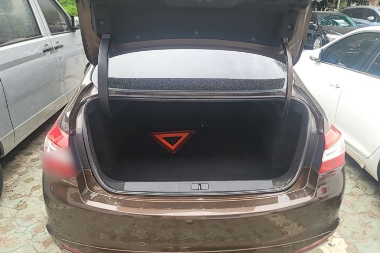 Used Peugeot 408 2014 1.6T Automatic Supreme Edition Trunk