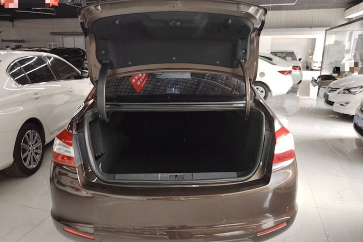 Used Peugeot 408 2014 1.8L Automatic Luxury Edition Trunk
