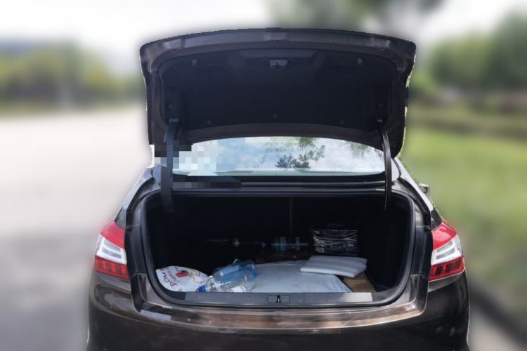 Used Peugeot 408 2014 1.8L Automatic Luxury Edition Trunk