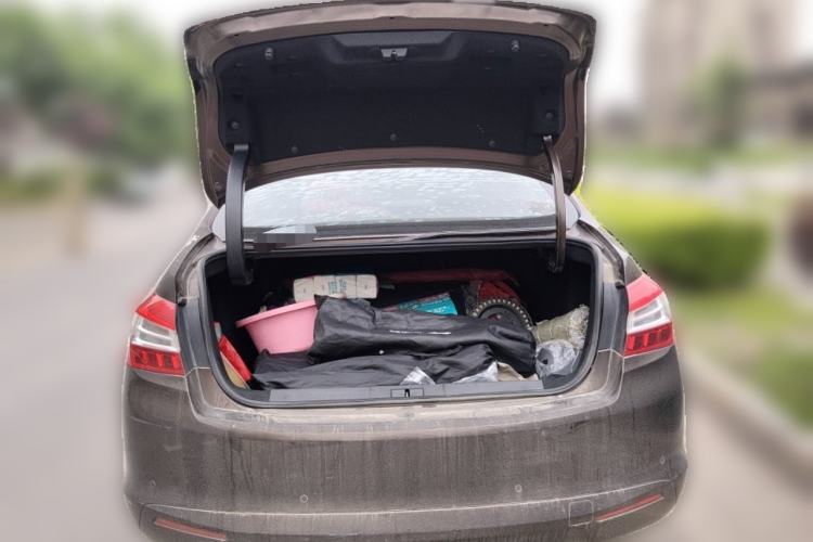 Used Peugeot 408 2014 1.8L Automatic Luxury Edition Trunk