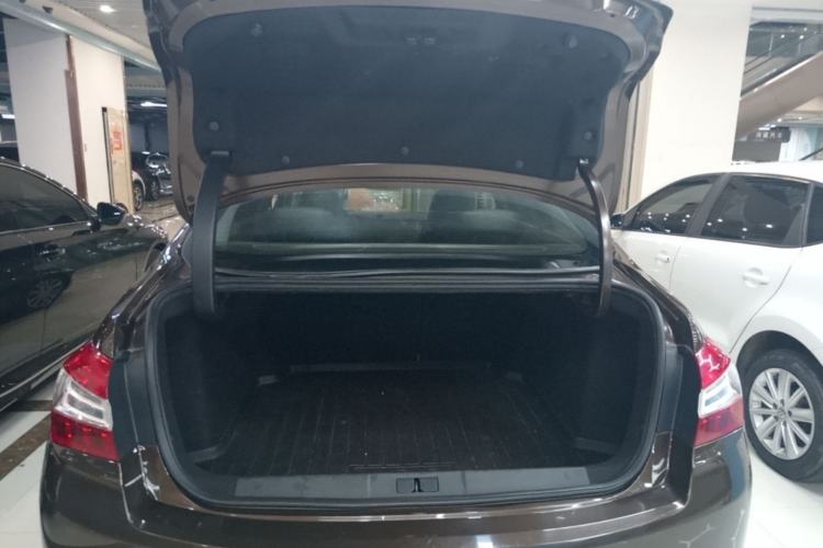 Used Peugeot 408 2014 1.6T Automatic Supreme Edition Trunk