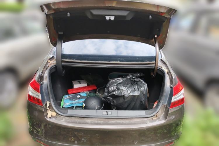 Used Peugeot 408 2014 1.8L Automatic Luxury Edition Trunk