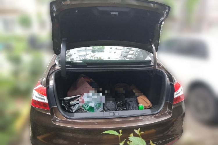 Used Peugeot 408 2014 1.8L Automatic Luxury Edition Trunk