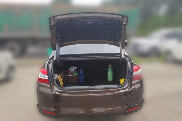 Used Peugeot 408 2014 1.8L Automatic Luxury Edition Trunk